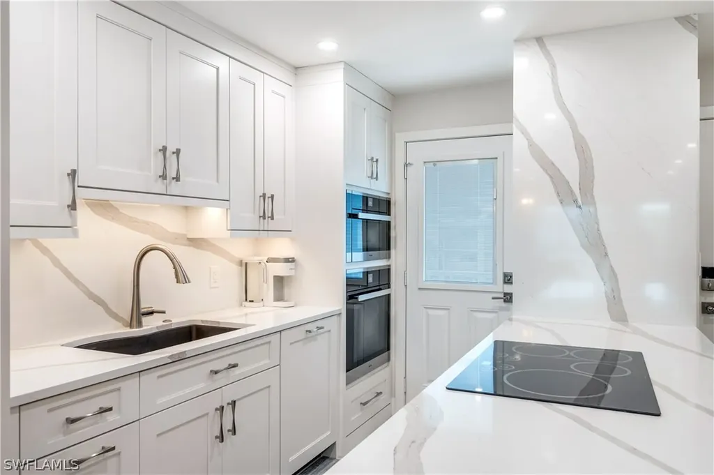 1021 3rd Street S Naples FL 34102
