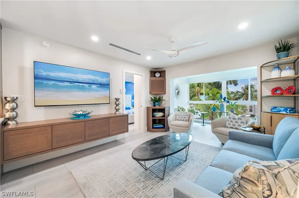 1021 3rd Street S Naples FL 34102