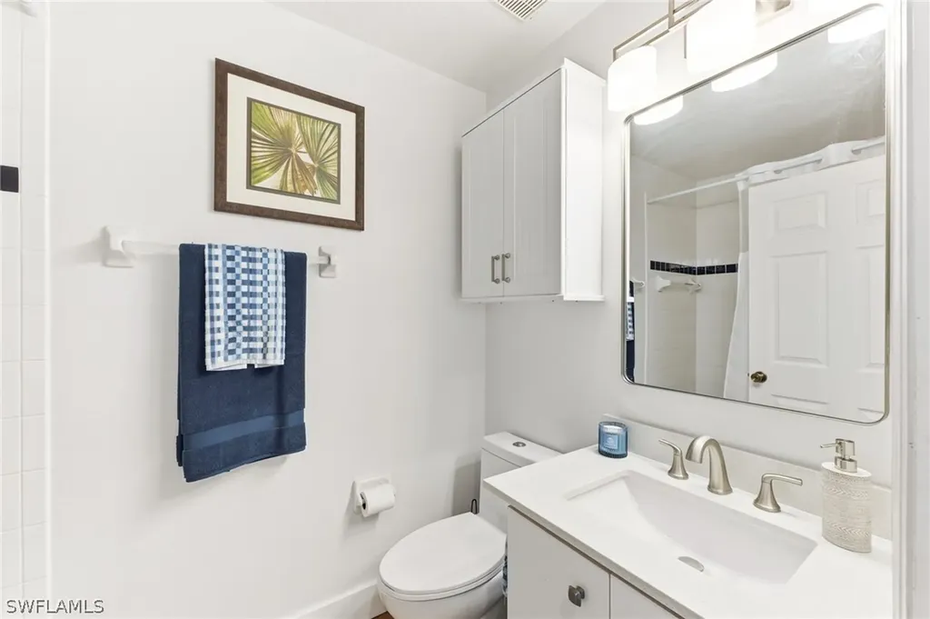 6930 Huntington Lakes Circle Naples FL 34119
