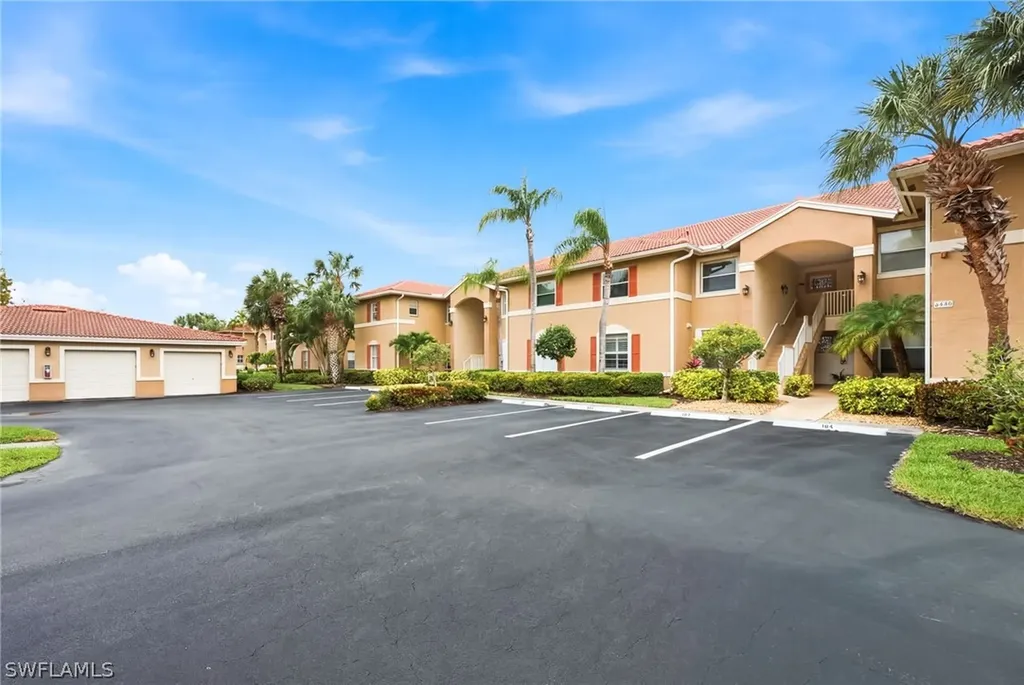 6930 Huntington Lakes Circle Naples FL 34119