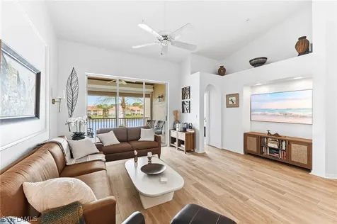 6930 Huntington Lakes Circle Naples FL 34119