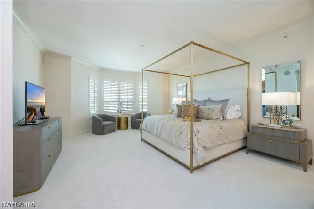 285 Grande Way Naples FL 34110