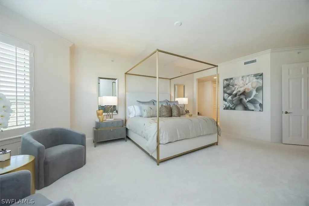 285 Grande Way Naples FL 34110