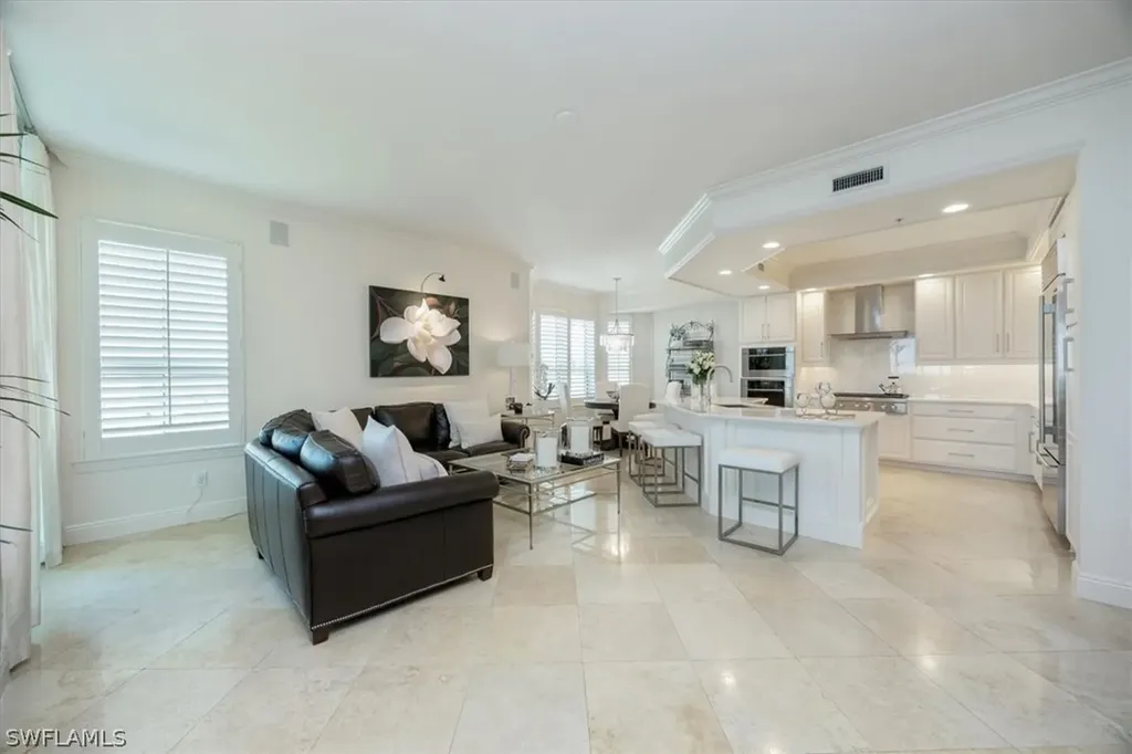 285 Grande Way Naples FL 34110