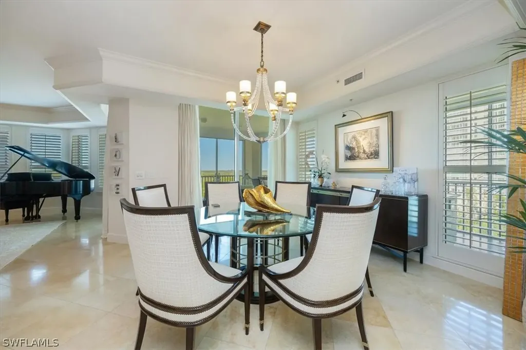 285 Grande Way Naples FL 34110