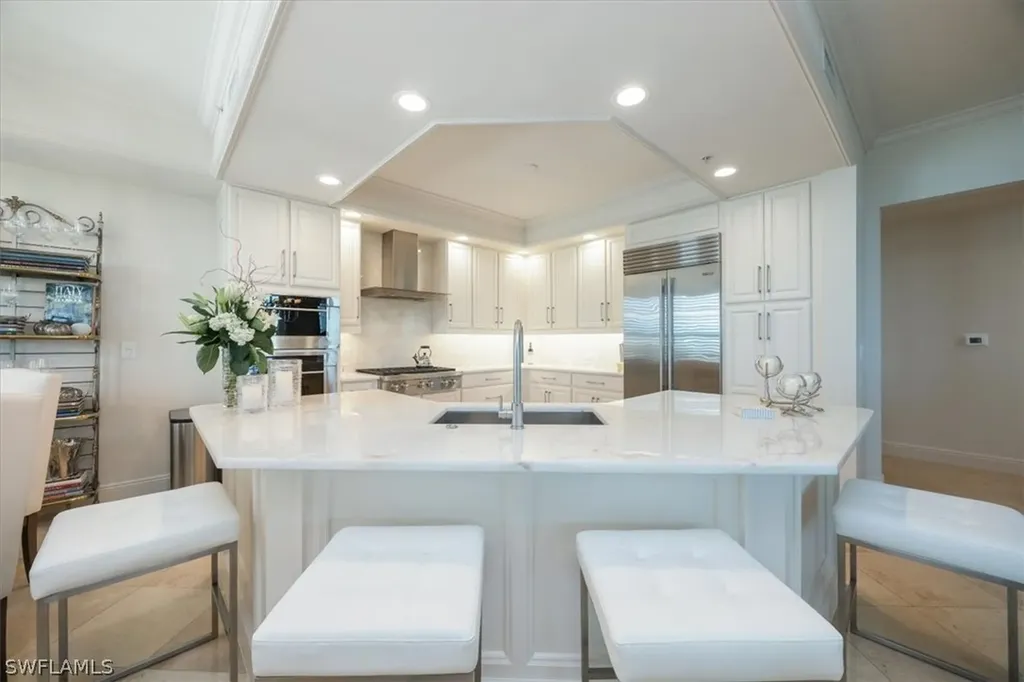 285 Grande Way Naples FL 34110