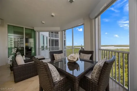 285 Grande Way Naples FL 34110
