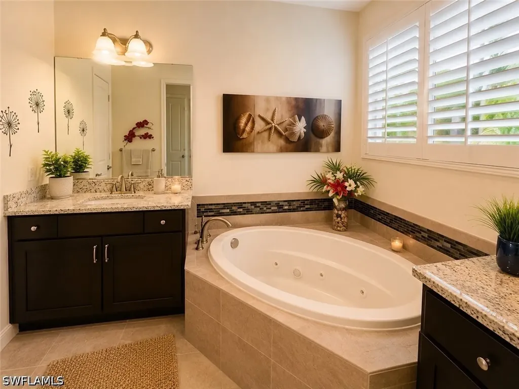 6574 Amarone Lane Naples FL 34113