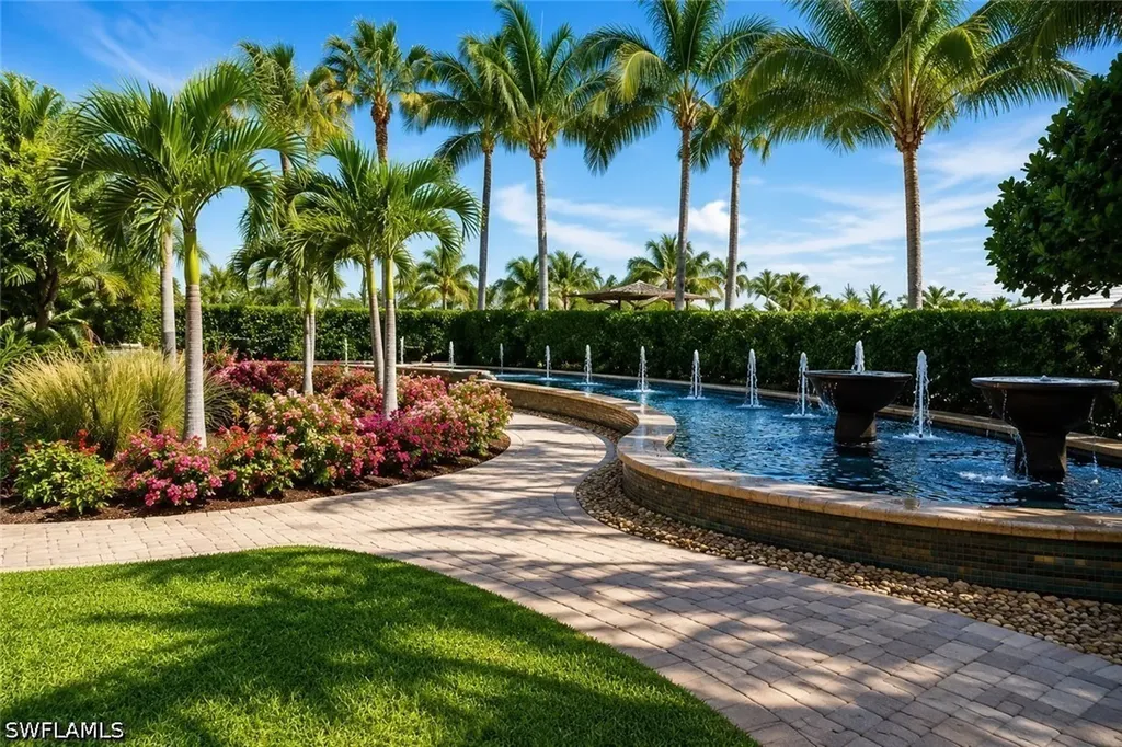 6574 Amarone Lane Naples FL 34113