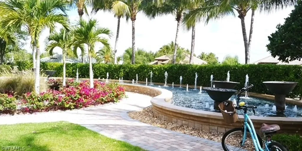 6574 Amarone Lane Naples FL 34113