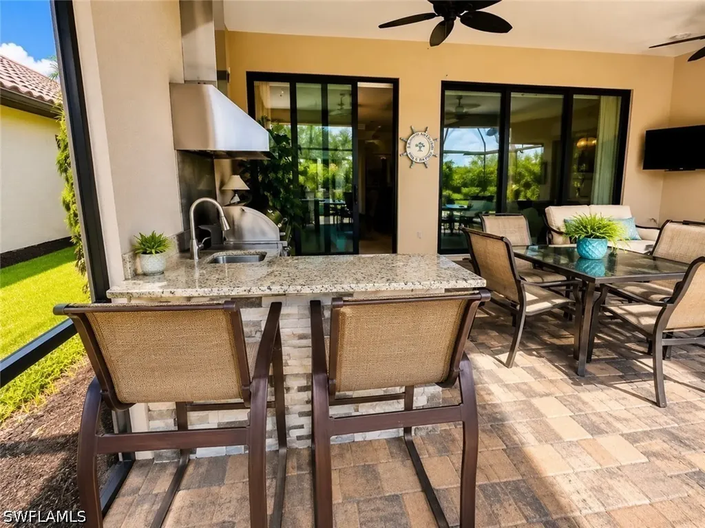 6574 Amarone Lane Naples FL 34113