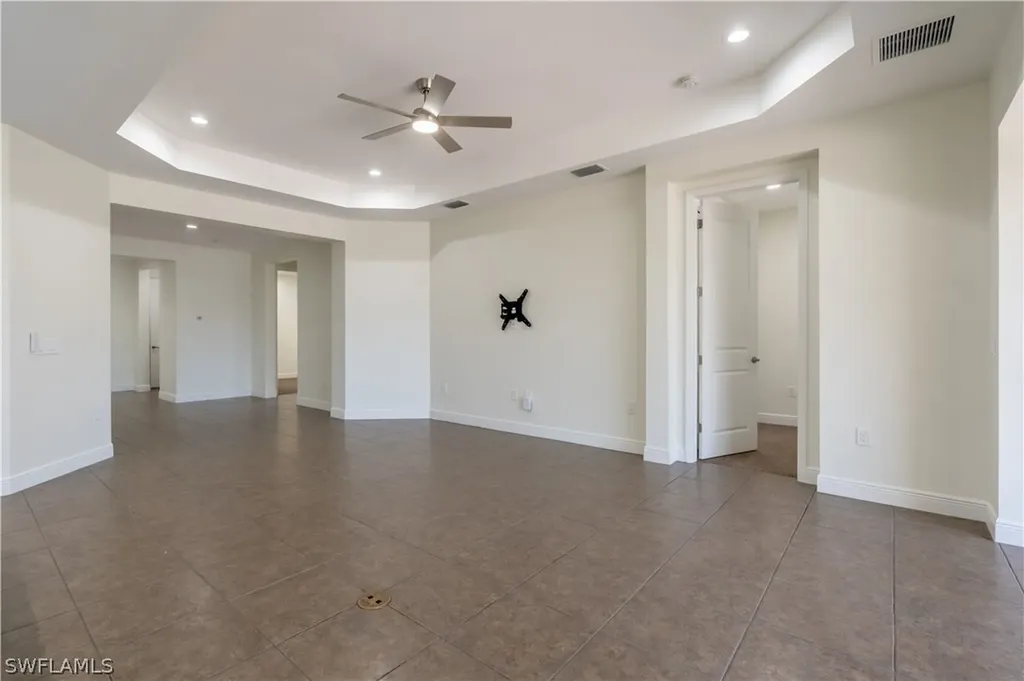 3549 Canopy Circle Naples FL 34120