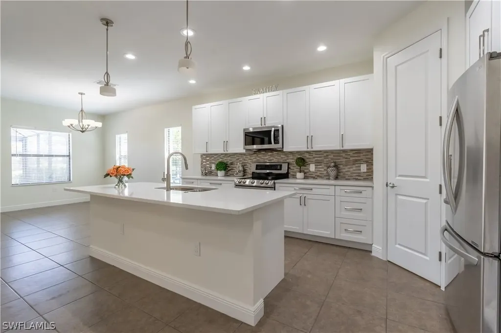 3549 Canopy Circle Naples FL 34120
