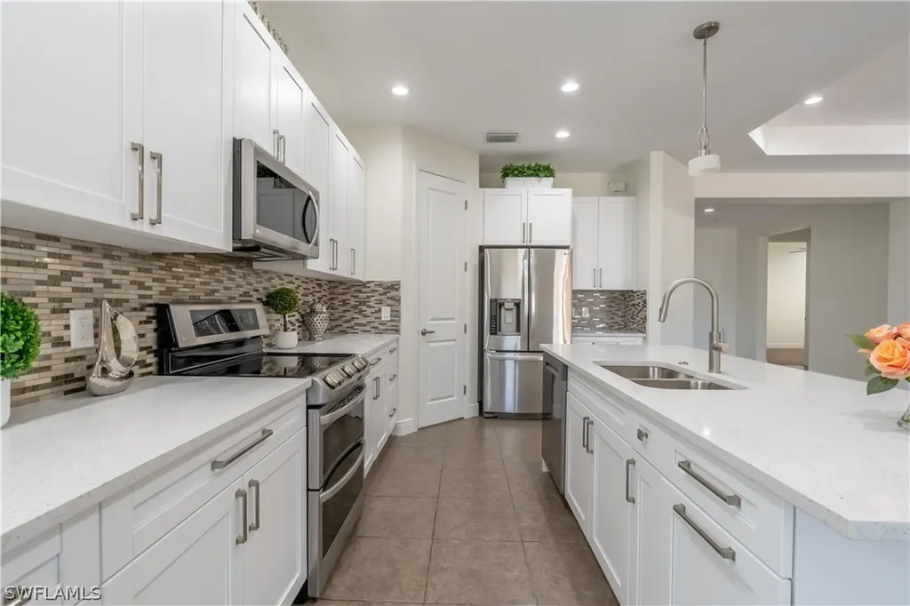3549 Canopy Circle Naples FL 34120