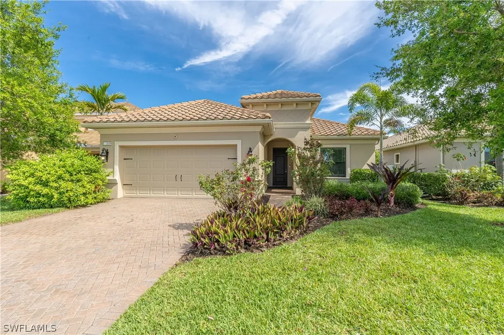 3549 Canopy Circle Naples FL 34120