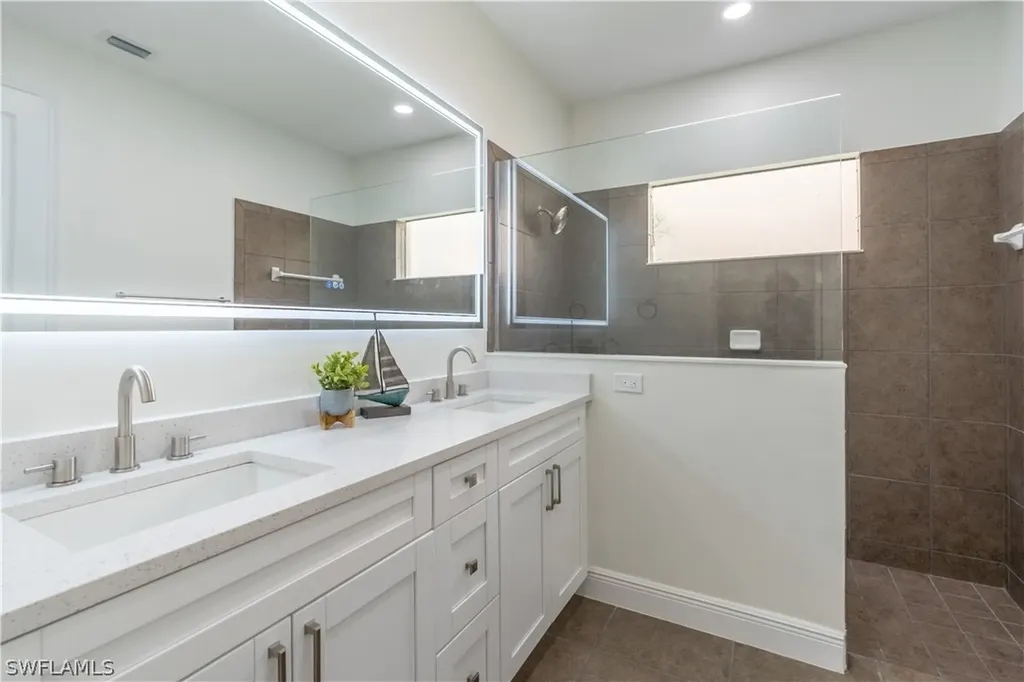 3549 Canopy Circle Naples FL 34120