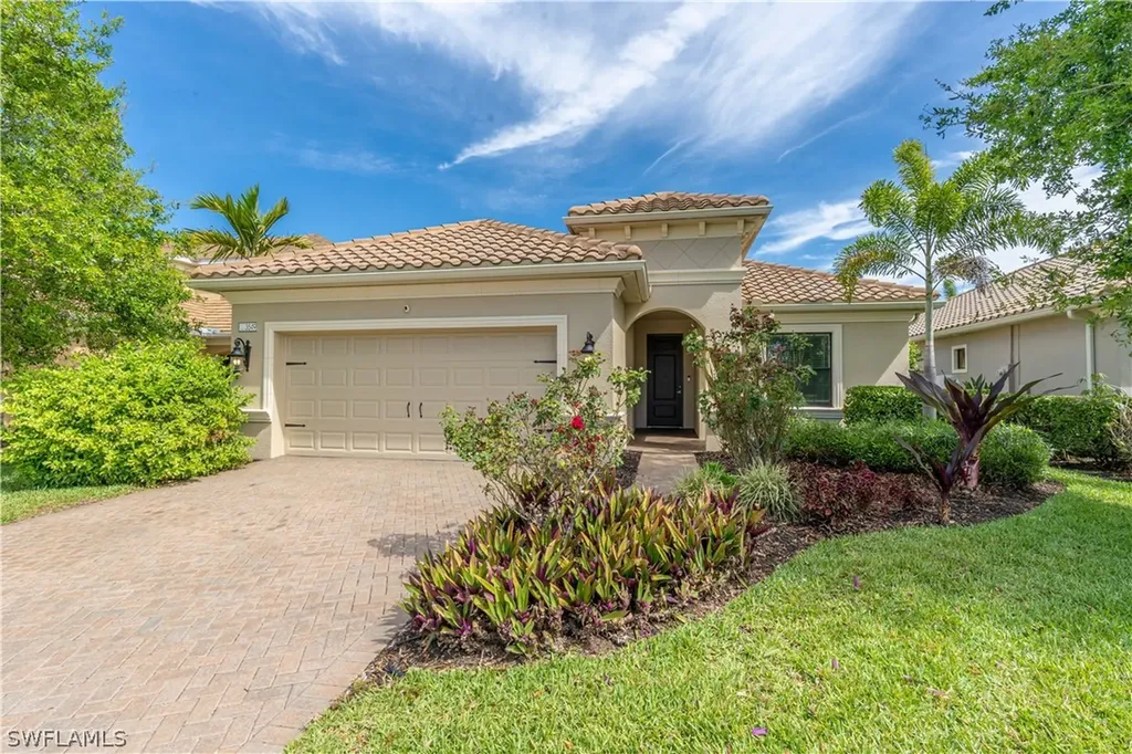 3549 Canopy Circle Naples FL 34120