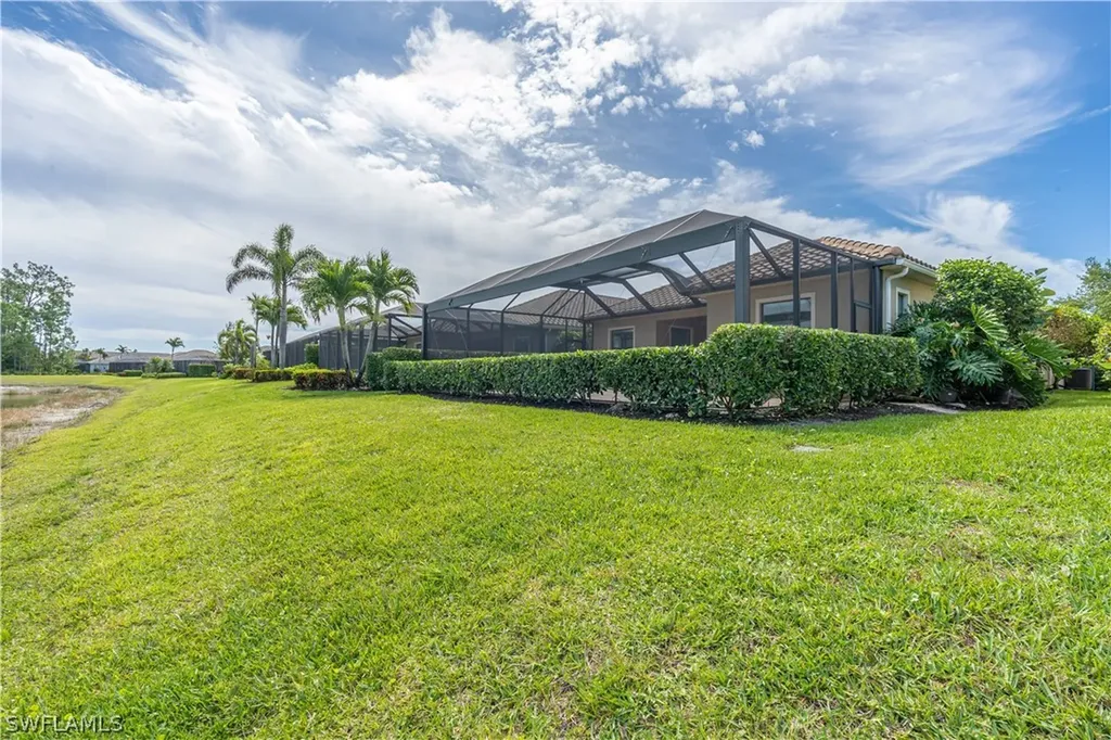 3549 Canopy Circle Naples FL 34120