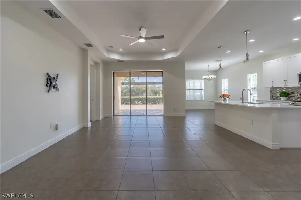 3549 Canopy Circle Naples FL 34120
