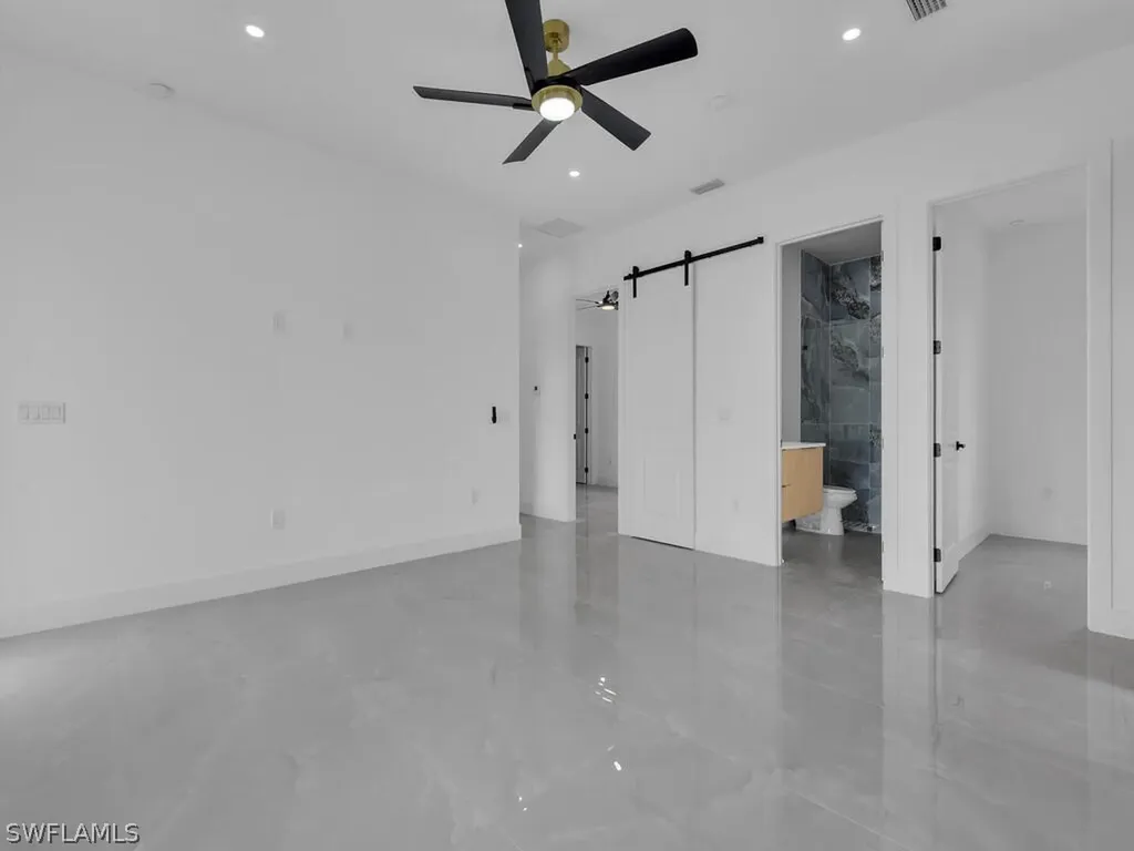 380 Cratsley Avenue S Lehigh Acres FL 33974