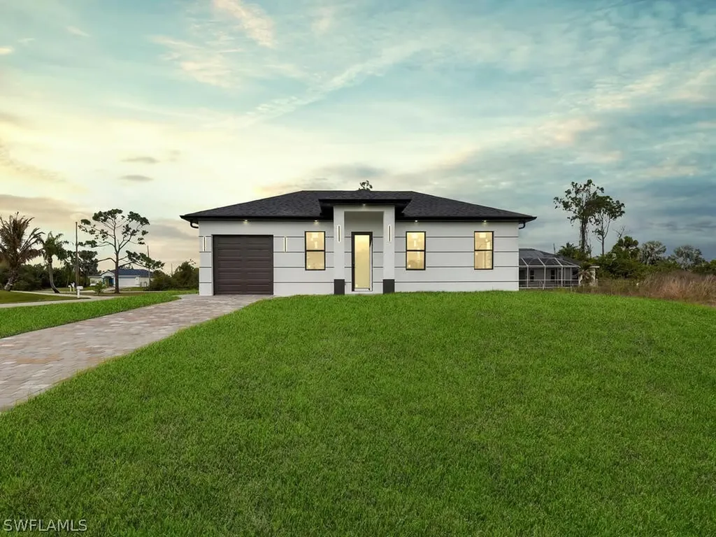 380 Cratsley Avenue S Lehigh Acres FL 33974