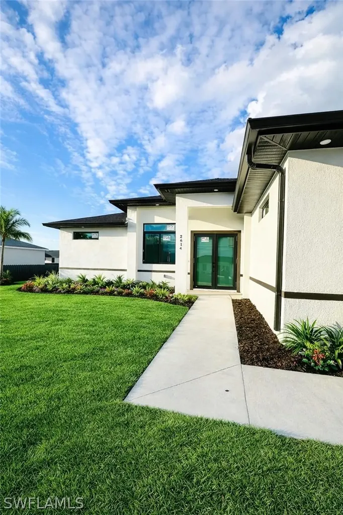 2614 12th Street SW Lehigh Acres FL 33976