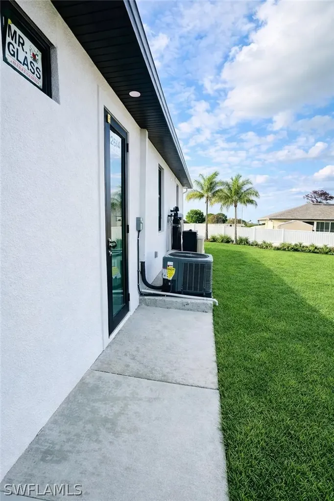 2614 12th Street SW Lehigh Acres FL 33976