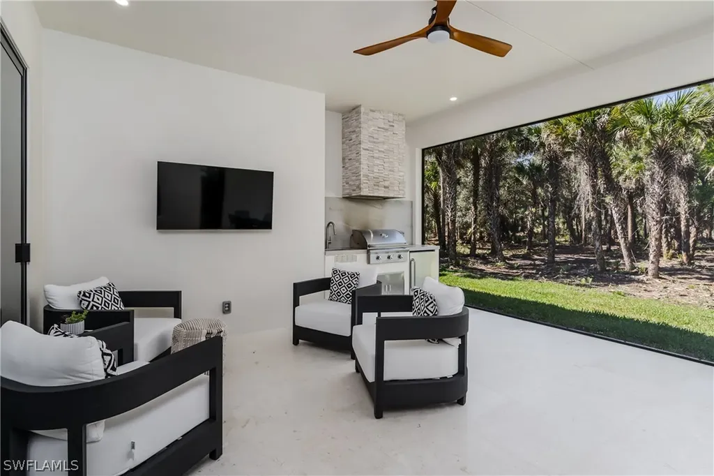 167 9th Street SW Naples FL 34117