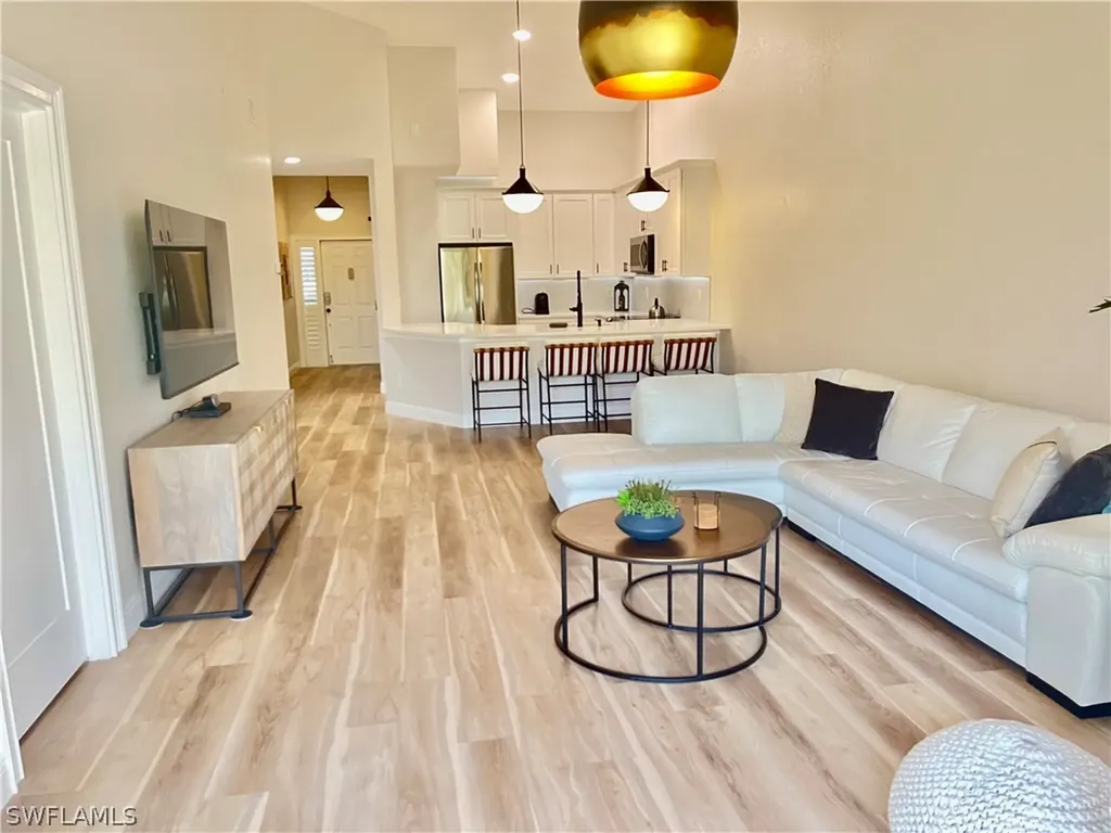 Naples FL, 7741 Pebble Creek Circle, Unit 302