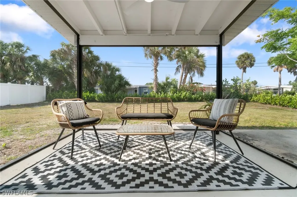 21898 Catherine Avenue Port Charlotte FL 33952