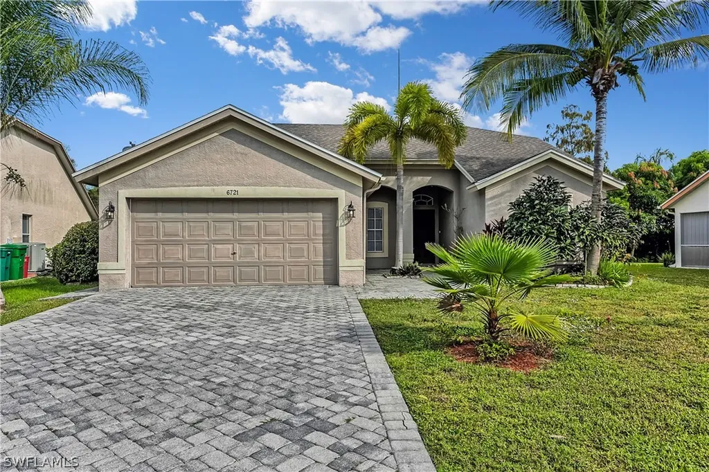 6721 Sloane Place Naples FL 34104