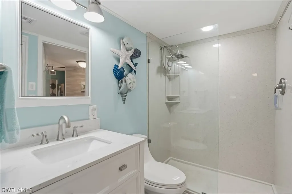 8861 Colonnades Court W Bonita Springs FL 34135