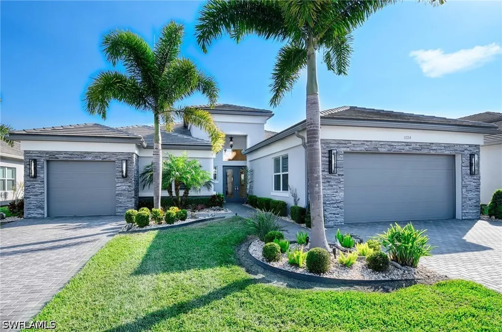 11724 Peony Terrace Naples FL 34120