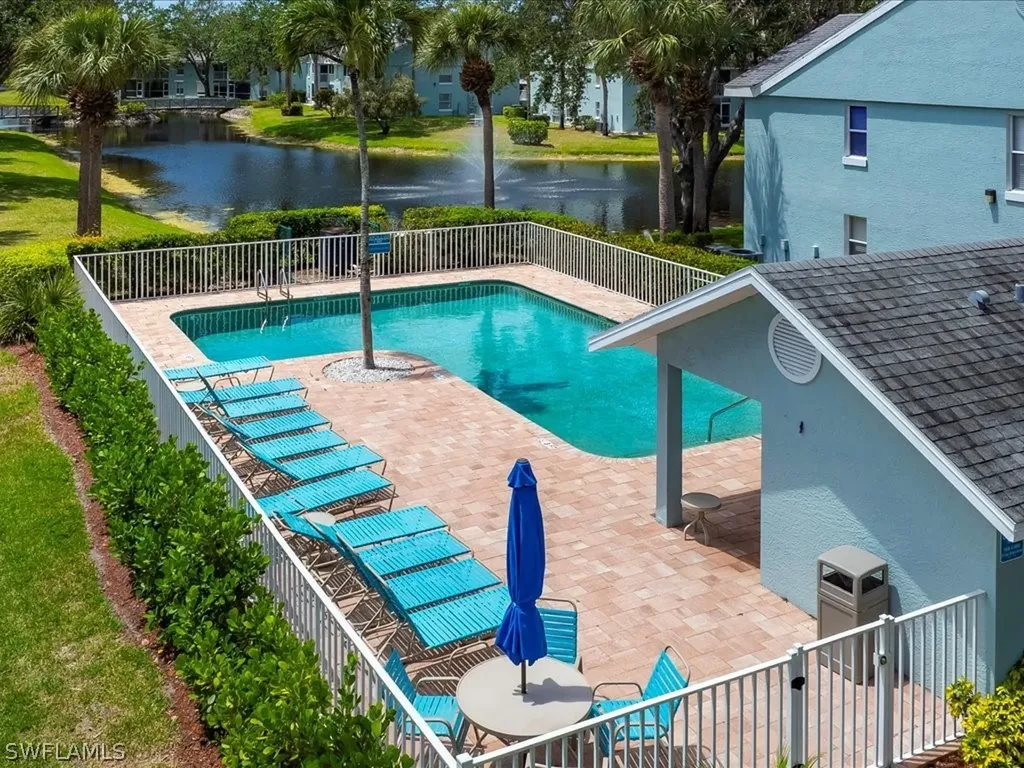 105 Wading Bird Circle Naples FL 34110