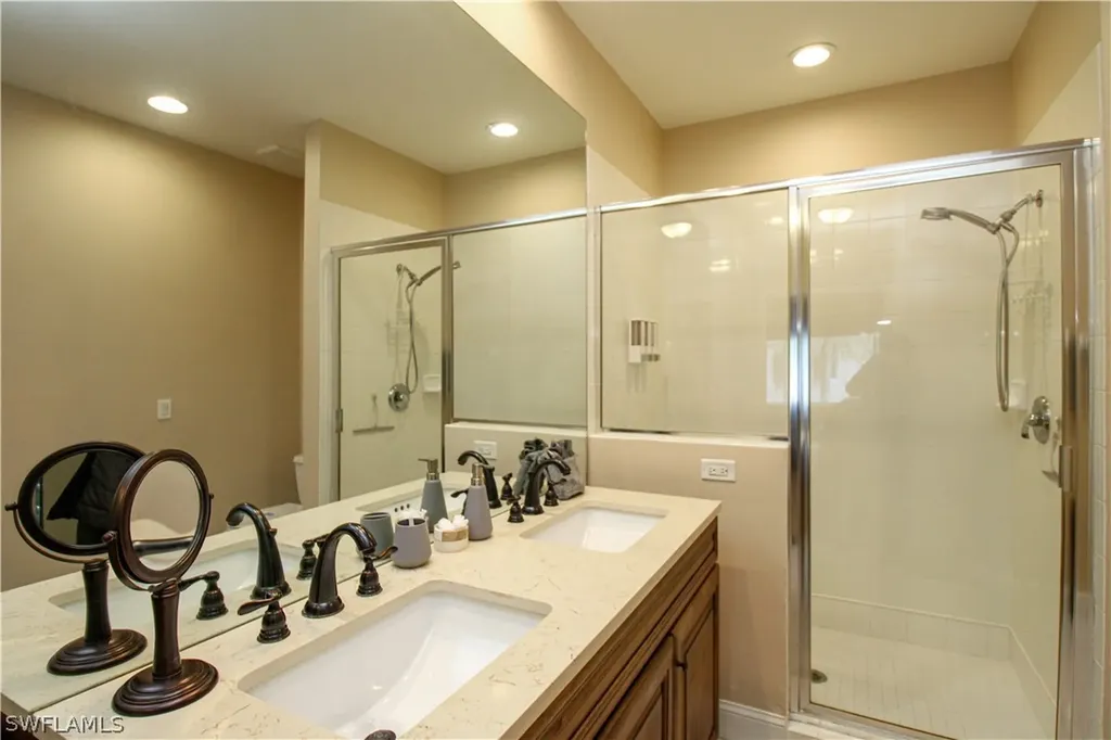 1360 Sweetwater Cove Naples FL 34110