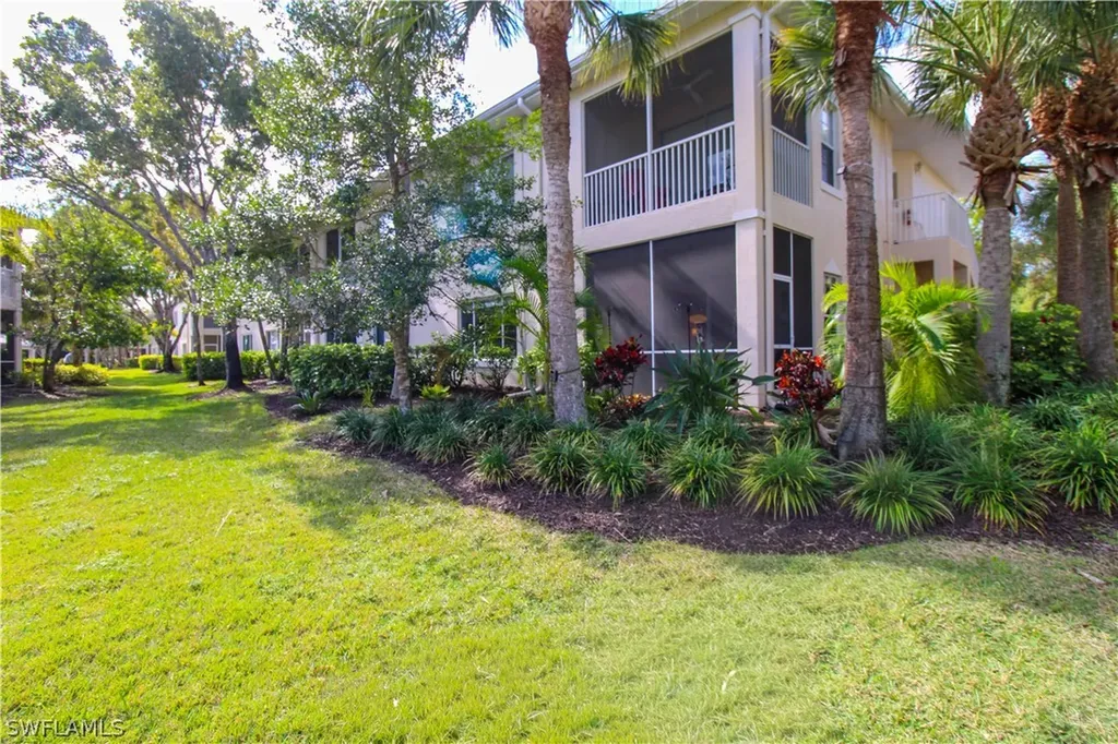 1360 Sweetwater Cove Naples FL 34110
