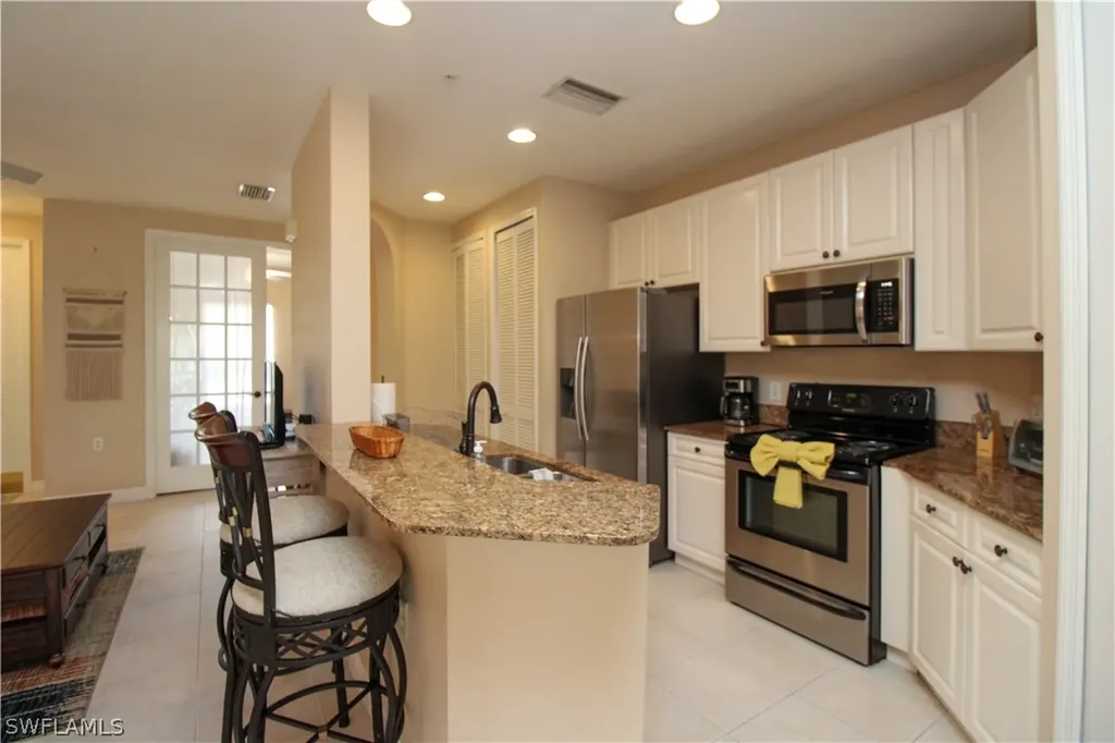 1360 Sweetwater Cove Naples FL 34110