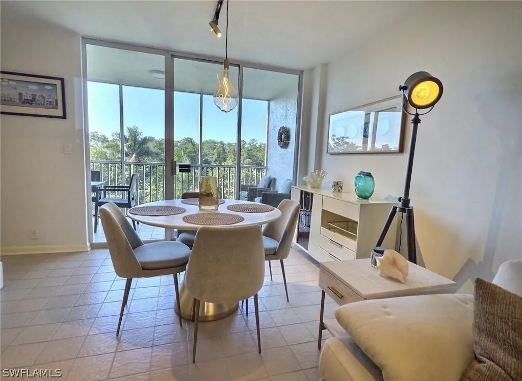 5 Bluebill Avenue Naples FL 34108