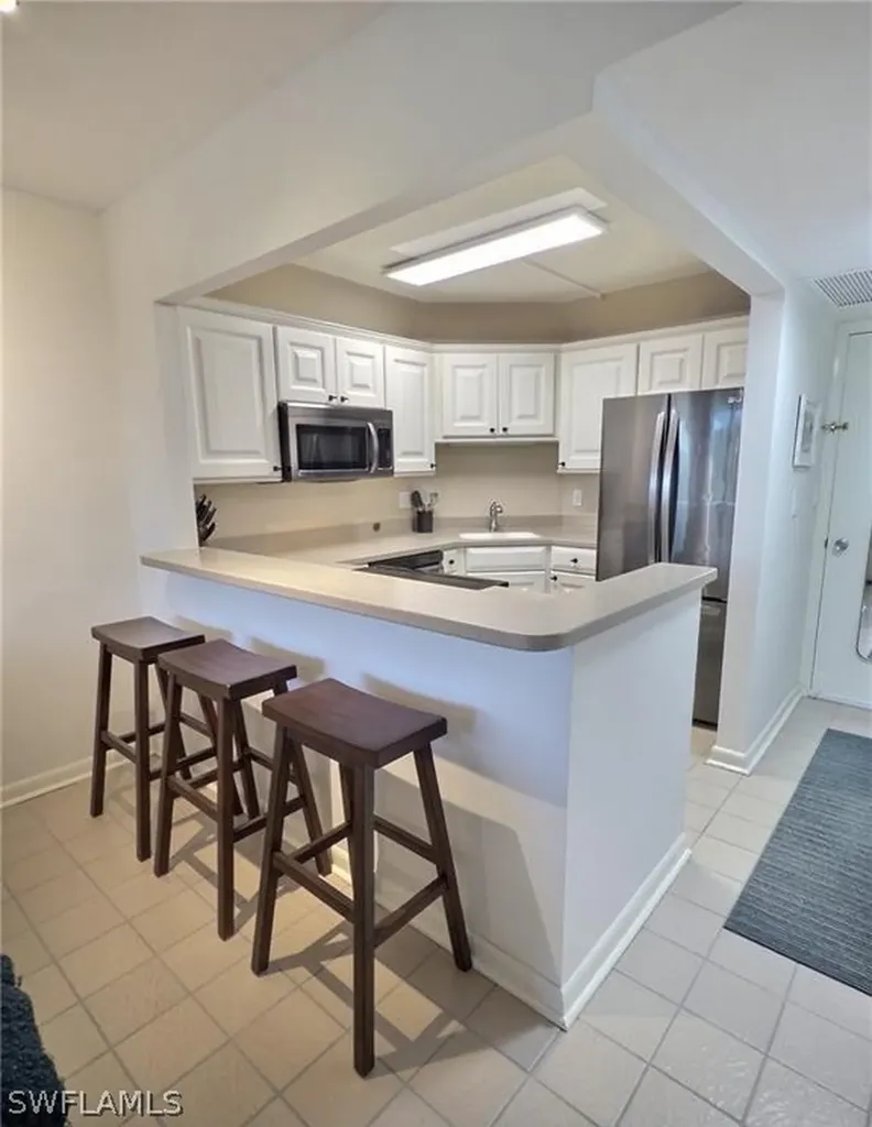 5 Bluebill Avenue Naples FL 34108
