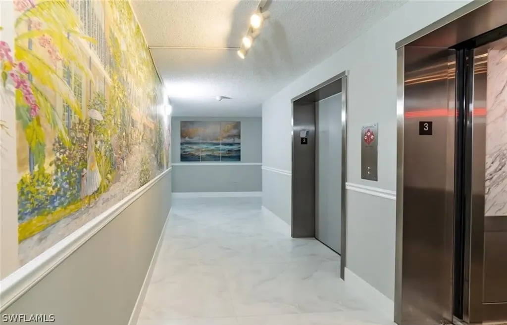 5 Bluebill Avenue Naples FL 34108