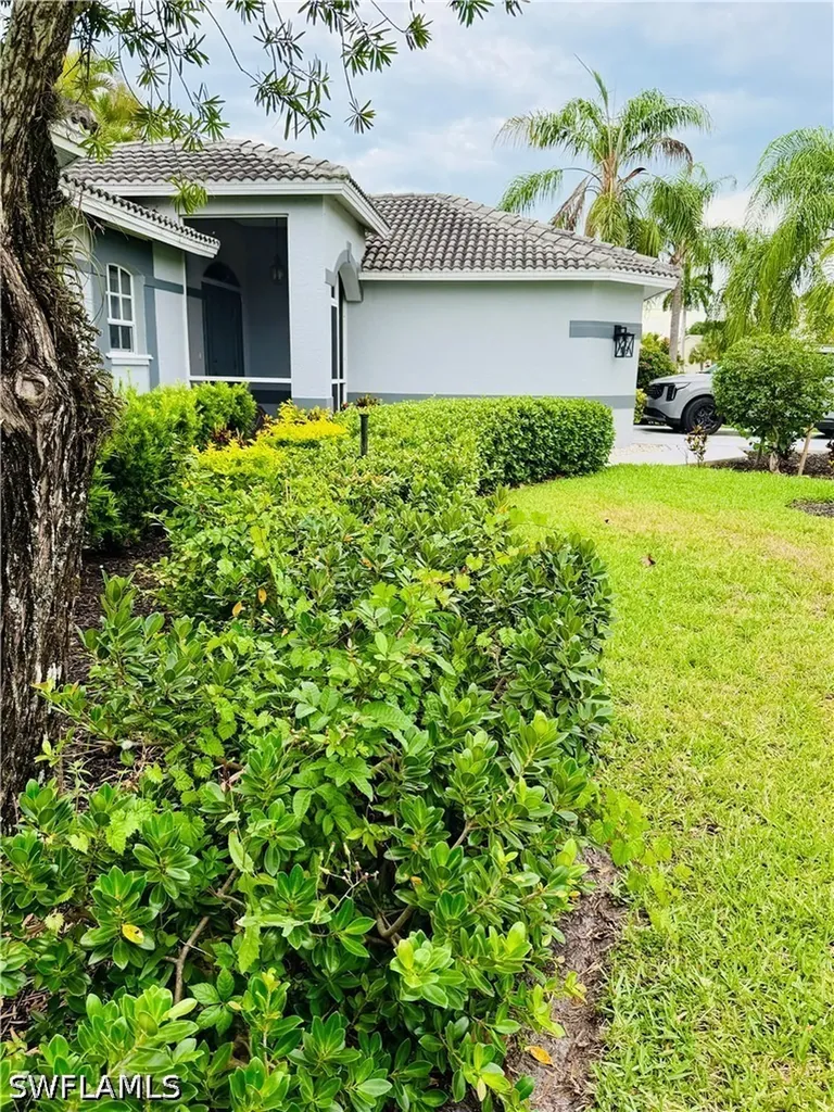 10264 Wood Ibis Avenue Bonita Springs FL 34135