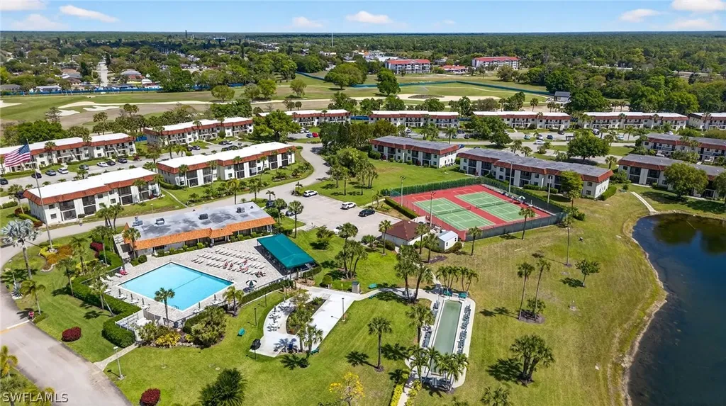 4246 27th Court SW Naples FL 34116