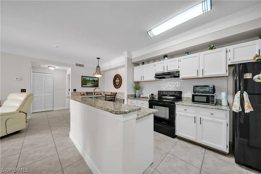 11550 Villa Grand Fort Myers FL 33913