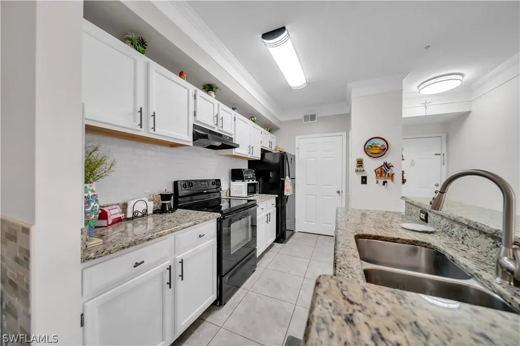 11550 Villa Grand Fort Myers FL 33913
