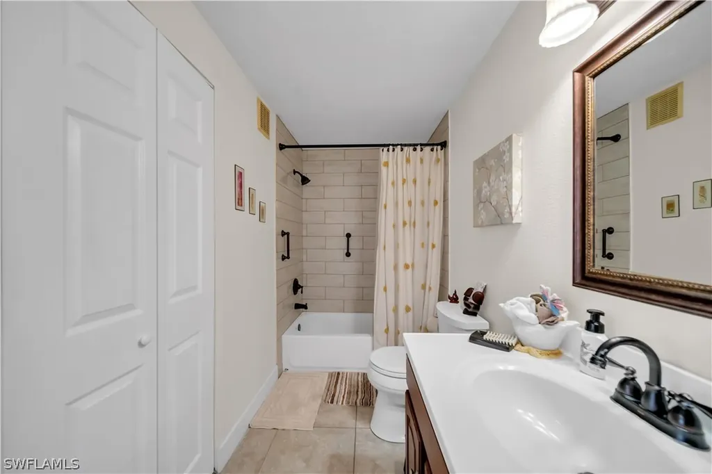 11550 Villa Grand Fort Myers FL 33913