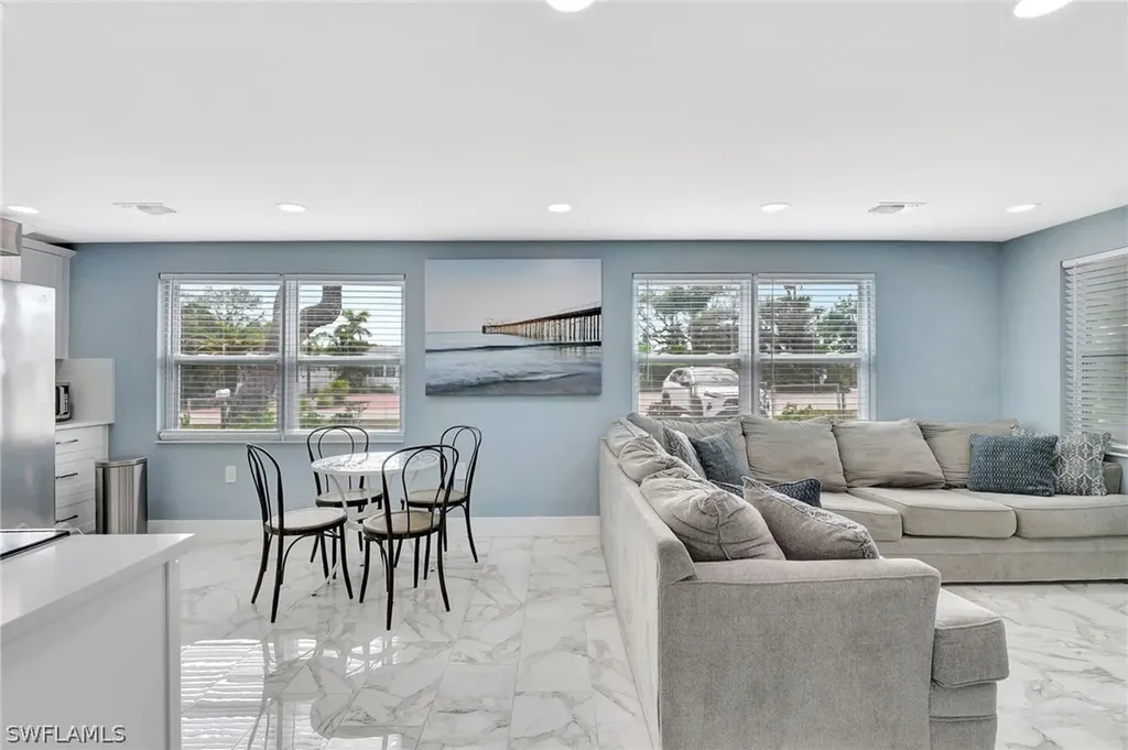 1009 Ridge Street Naples FL 34103