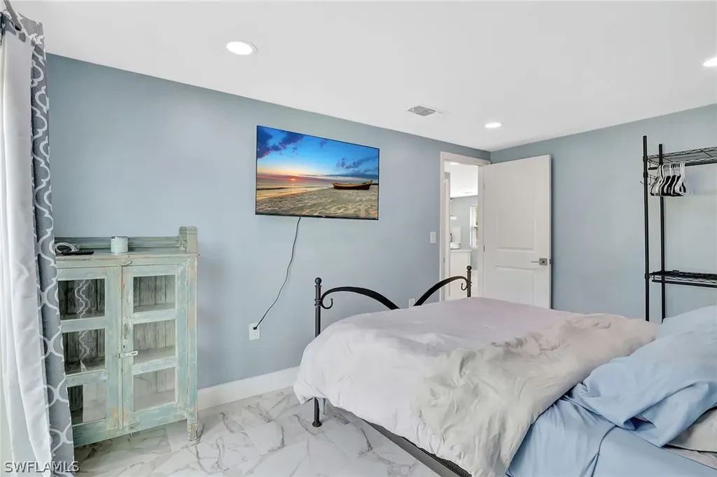 1009 Ridge Street Naples FL 34103