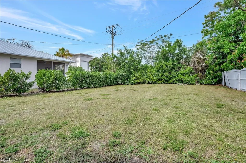 1009 Ridge Street Naples FL 34103