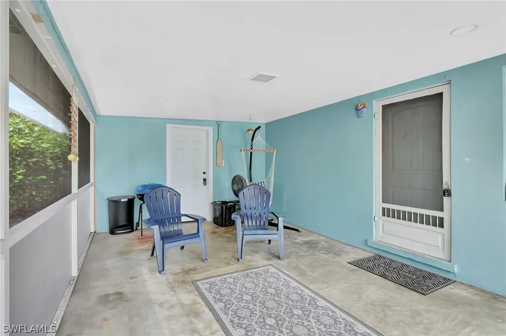 1009 Ridge Street Naples FL 34103