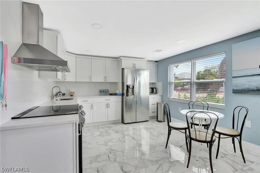 1009 Ridge Street Naples FL 34103